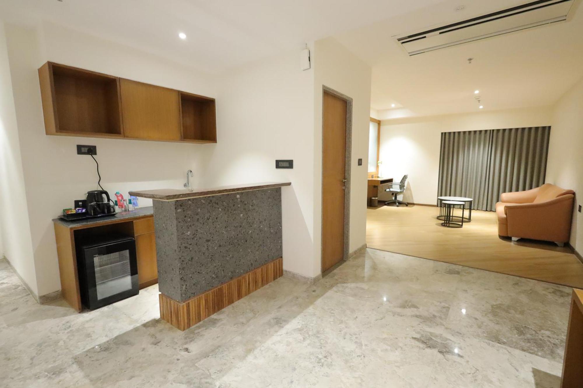 Ramada Encore By Wyndham Viramgam المظهر الخارجي الصورة